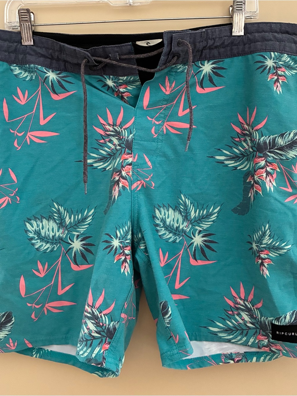 Rip Curl Teal Floral Men’s Swim Trunks Size 36